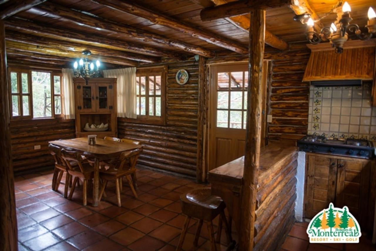 Bosques De Monterreal Hotel San Antonio de las Alazanas Exterior photo